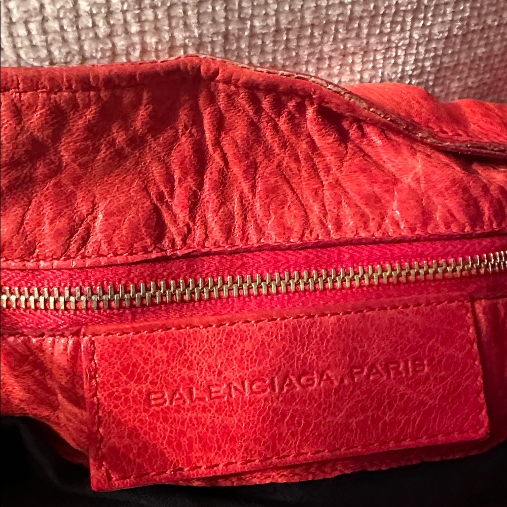 Balenciaga Red Tote Bag - Picture 4 of 7